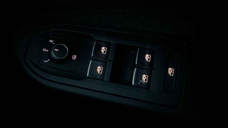 Volkswagen Golf 1.5 TSI 150 Life 5dr Petrol Hatchback